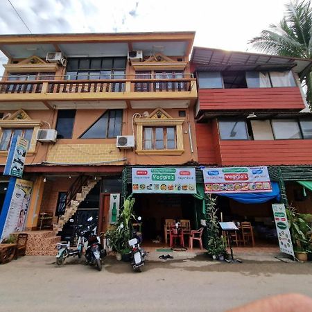 Veggie'S Rooms Vang Vieng Exterior photo