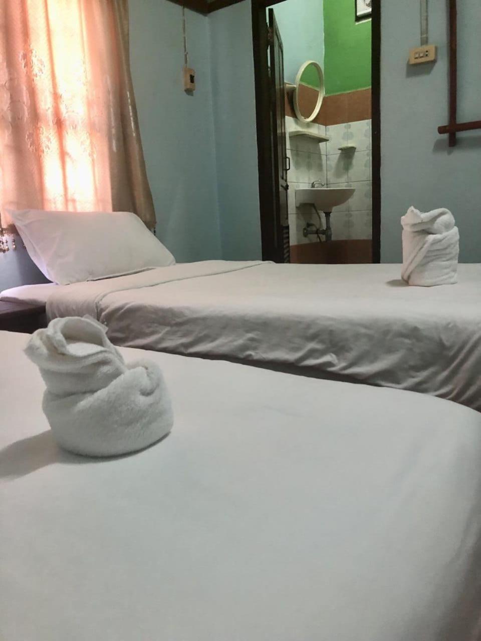 Veggie'S Rooms Vang Vieng Exterior photo